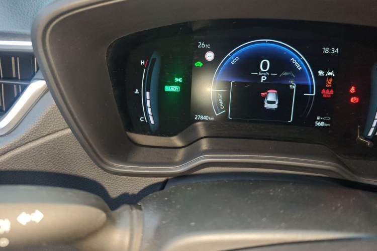 Used Toyota Corolla Cross 2023 Dual-Motor 2.0L Elite Edition Odometer Close Up