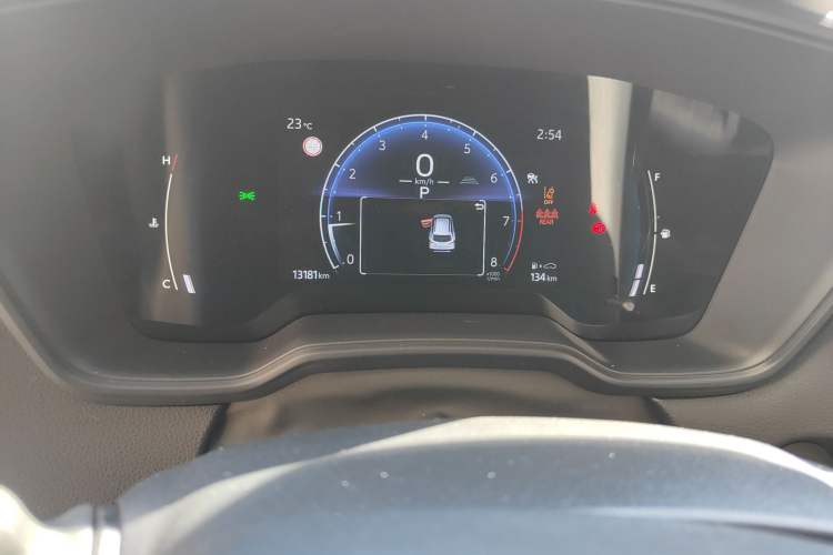 Used Toyota Corolla Cross 2023 2.0L Pioneer Edition Odometer Close Up