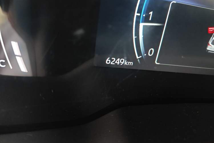 Used Toyota Corolla Cross 2023 2.0L Elite Edition Odometer Close Up