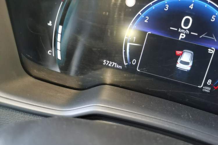 Used Toyota Corolla Cross 2023 2.0L Pioneer Edition Odometer Close Up