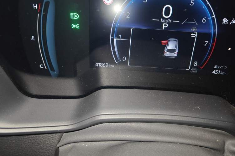 Used Toyota Corolla Cross 2023 2.0L Elite Edition Odometer Close Up