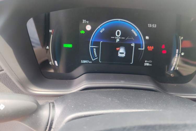 Used Toyota Corolla Cross 2023 Dual-Motor 2.0L Pioneer Edition Odometer Close Up
