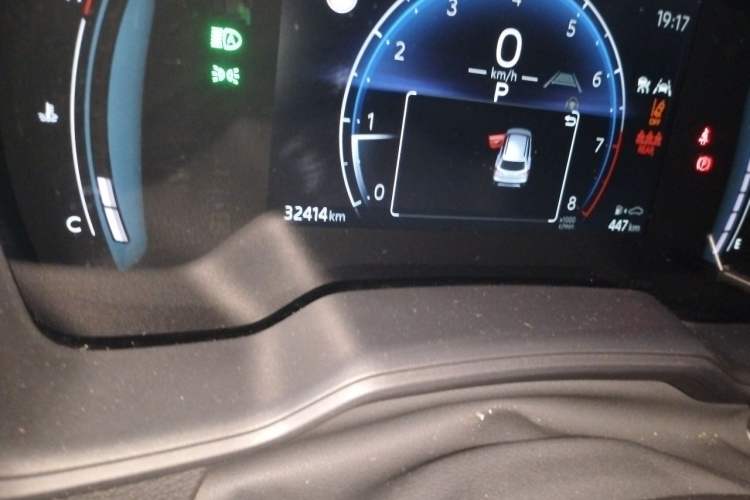 Used Toyota Corolla Cross 2023 2.0L Elite Edition Odometer Close Up