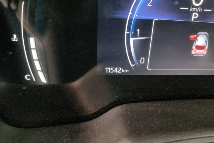 Used Toyota Corolla Cross 2023 2.0L Elite Edition Odometer Close Up