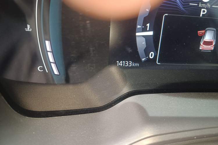 Used Toyota Corolla Cross 2023 2.0L Elite Edition Odometer Close Up