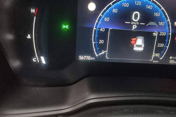 Used Toyota Corolla Cross 2023 2.0L Pioneer Edition Odometer Close Up