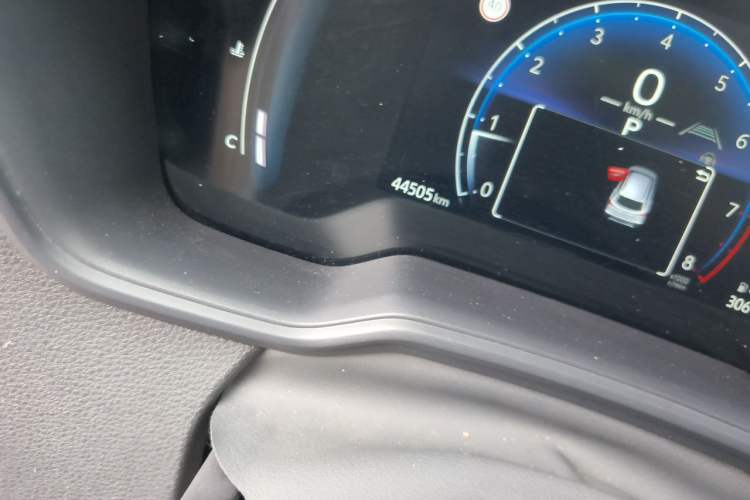 Used Toyota Corolla Cross 2023 2.0L Elite Edition Odometer Close Up