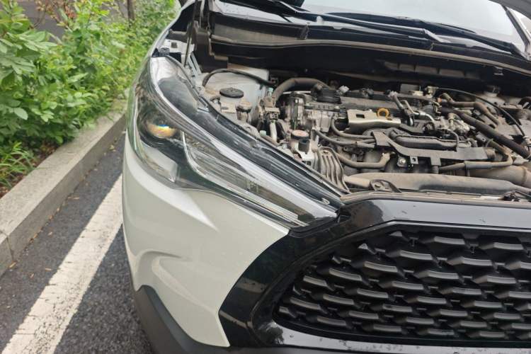 Used Toyota Corolla Cross 2023 Dual-Motor 2.0L Elite Edition Right Front Headlight