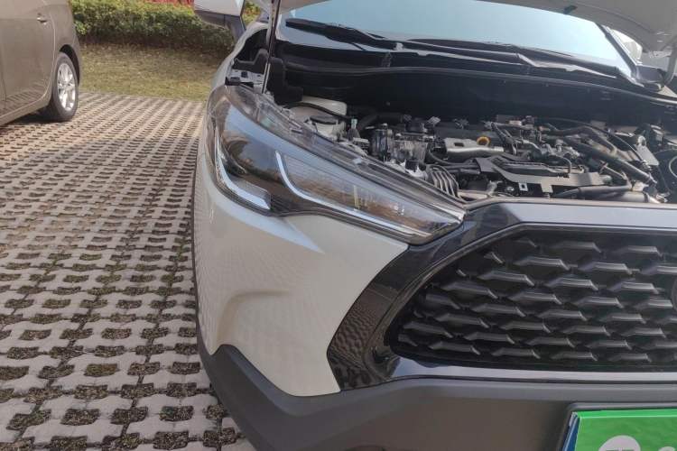 Used Toyota Corolla Cross 2023 Dual-Motor 2.0L Pioneer Edition Right Front Headlight