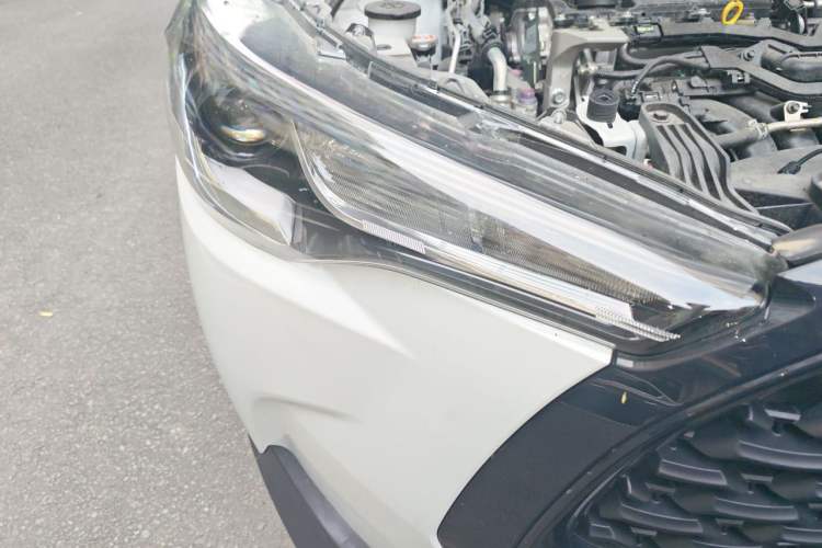Used Toyota Corolla Cross 2023 2.0L Elite Edition Right Front Headlight