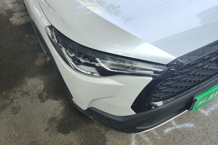Used Toyota Corolla Cross 2023 2.0L Elite Edition Right Front Headlight
