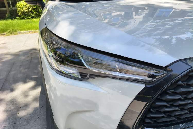 Used Toyota Corolla Cross 2023 2.0L Elite Edition Right Front Headlight