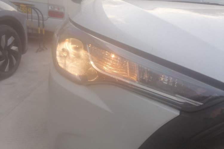 Used Toyota Corolla Cross 2023 Dual-Motor 2.0L Elite Edition Right Front Headlight