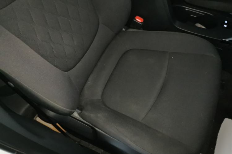 Used Toyota Corolla Cross 2023 Dual-Motor 2.0L Pioneer Edition Right Front Seat
