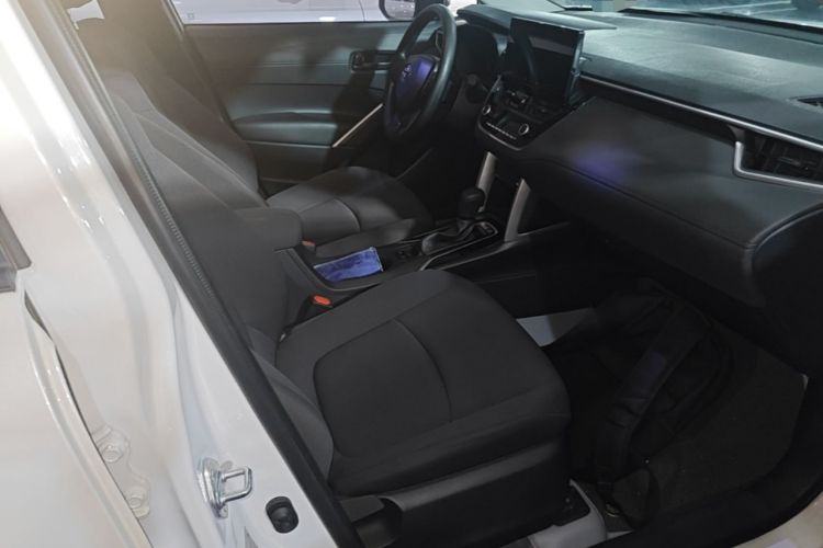 Used Toyota Corolla Cross 2023 2.0L Elite Edition Right Front Seat