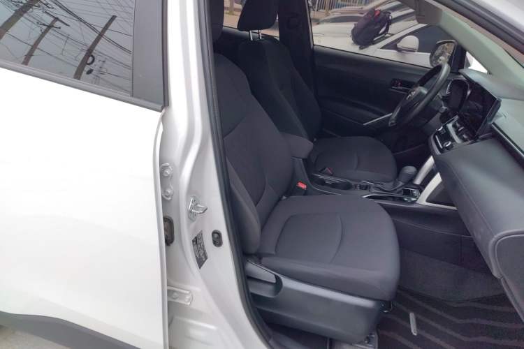 Used Toyota Corolla Cross 2023 2.0L Elite Edition Right Front Seat