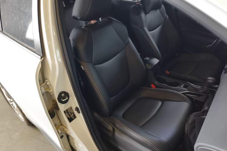 Used Toyota Corolla Cross 2023 2.0L Pioneer Edition Right Front Seat