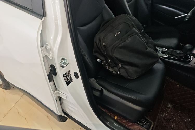 Used Toyota Corolla Cross 2023 2.0L Elite Edition Right Front Seat