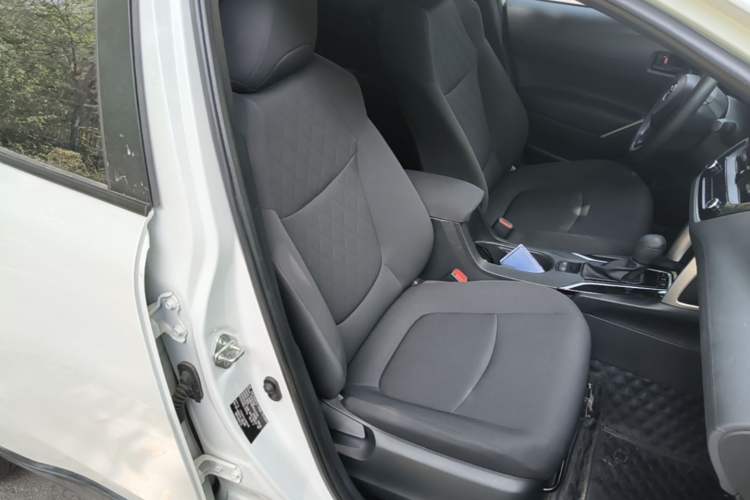 Used Toyota Corolla Cross 2023 2.0L Elite Edition Right Front Seat
