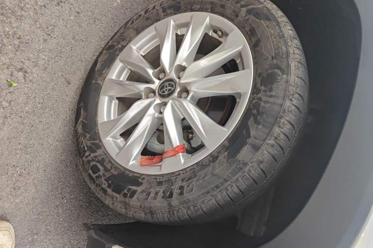 Used Toyota Corolla Cross 2023 2.0L Elite Edition Right Front Wheel Hub