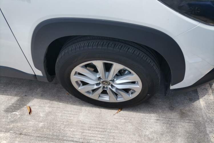 Used Toyota Corolla Cross 2023 Dual-Motor 2.0L Pioneer Edition Right Front Wheel Hub