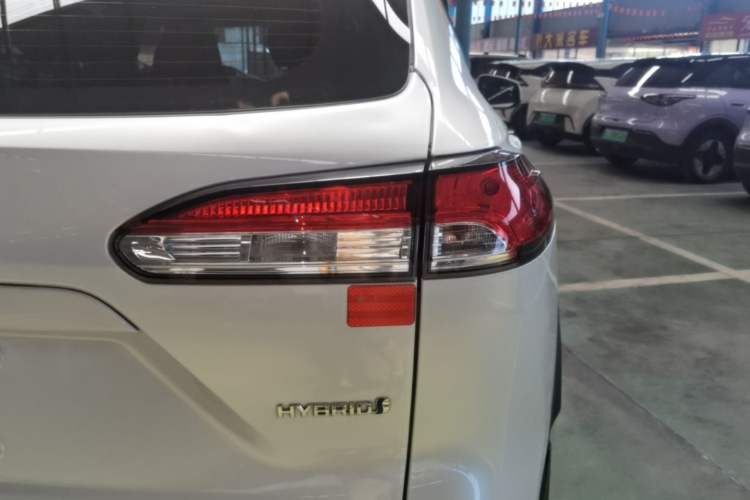 Used Toyota Corolla Cross 2023 Dual-Motor 2.0L Pioneer Edition Right Rear Taillight
