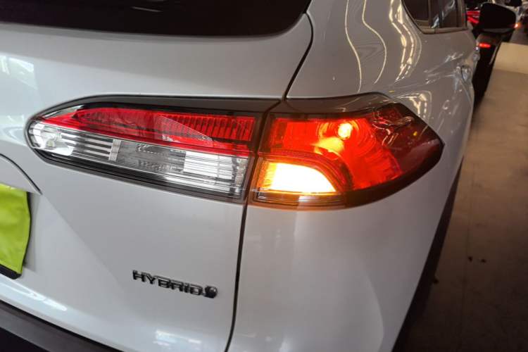 Used Toyota Corolla Cross 2023 Dual-Motor 2.0L Pioneer Edition Right Rear Taillight