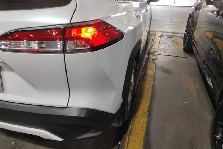 Used Toyota Corolla Cross 2023 2.0L Elite Edition Right Rear Taillight