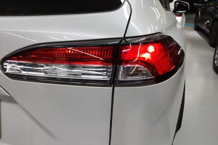 Used Toyota Corolla Cross 2023 2.0L Pioneer Edition Right Rear Taillight