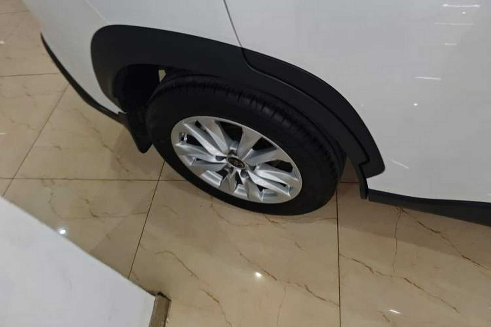 Used Toyota Corolla Cross 2023 2.0L Elite Edition Right Rear Wheel Hub