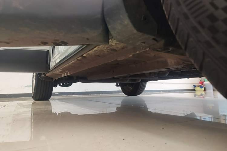 Used Toyota Corolla Cross 2023 Dual-Motor 2.0L Pioneer Edition Right Side Sill