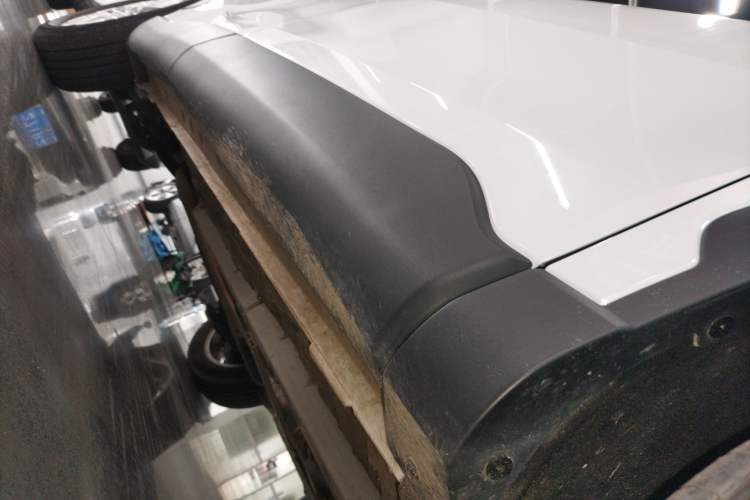 Used Toyota Corolla Cross 2023 Dual-Motor 2.0L Pioneer Edition Right Side Sill