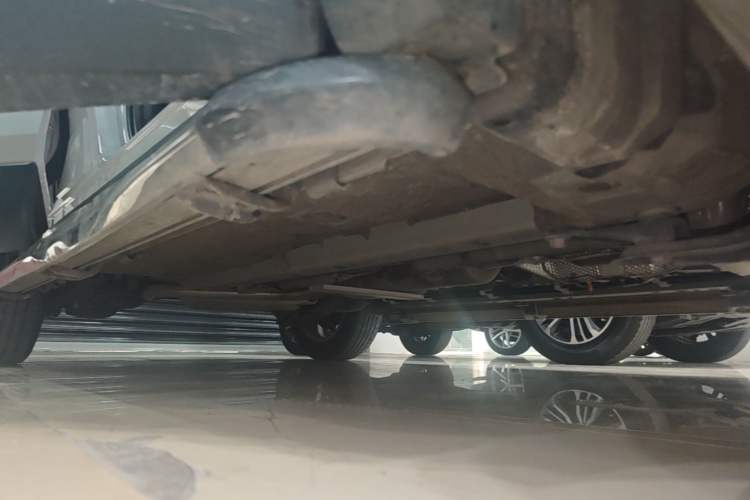 Used Toyota Corolla Cross 2023 2.0L Elite Edition Right Side Sill