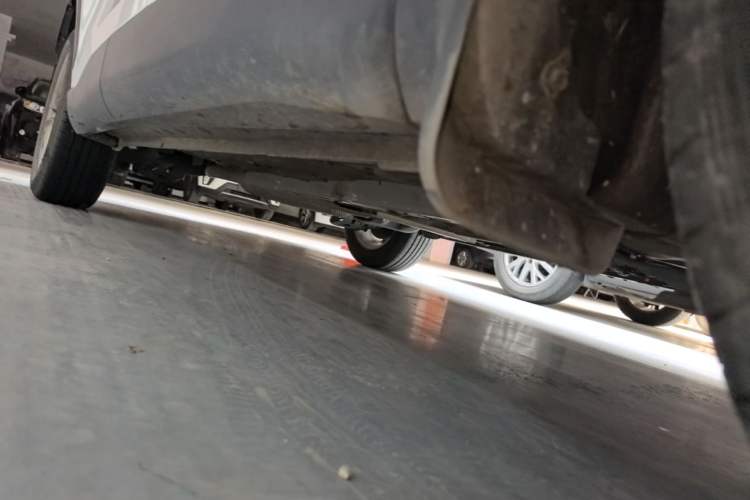 Used Toyota Corolla Cross 2023 2.0L Pioneer Edition Right Side Sill