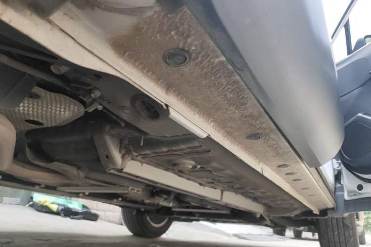 Used Toyota Corolla Cross 2023 2.0L Elite Edition Right Side Sill