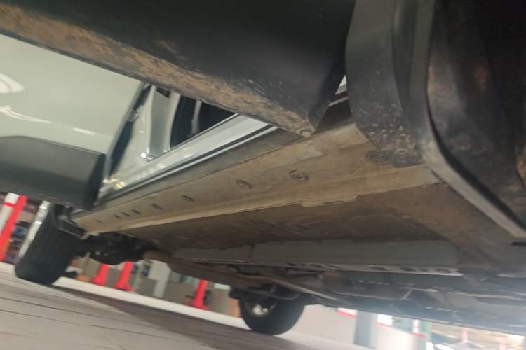 Used Toyota Corolla Cross 2023 2.0L Pioneer Edition Right Side Sill
