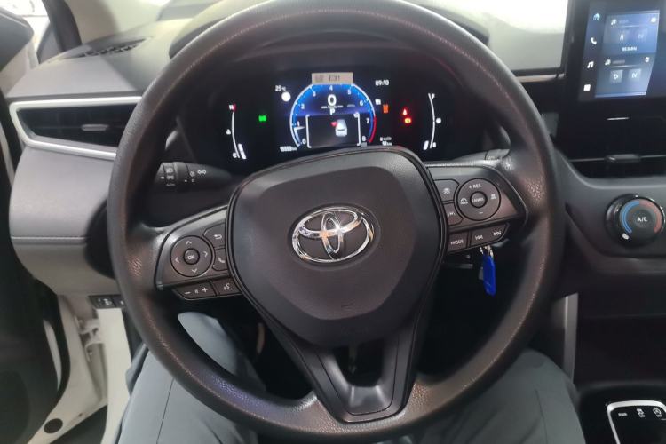 Used Toyota Corolla Cross 2023 2.0L Pioneer Edition Steering Wheel