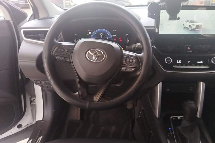 Used Toyota Corolla Cross 2023 Dual-Motor 2.0L Pioneer Edition Steering Wheel