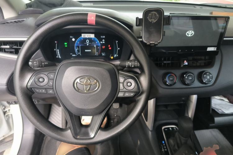 Used Toyota Corolla Cross 2023 2.0L Pioneer Edition Steering Wheel