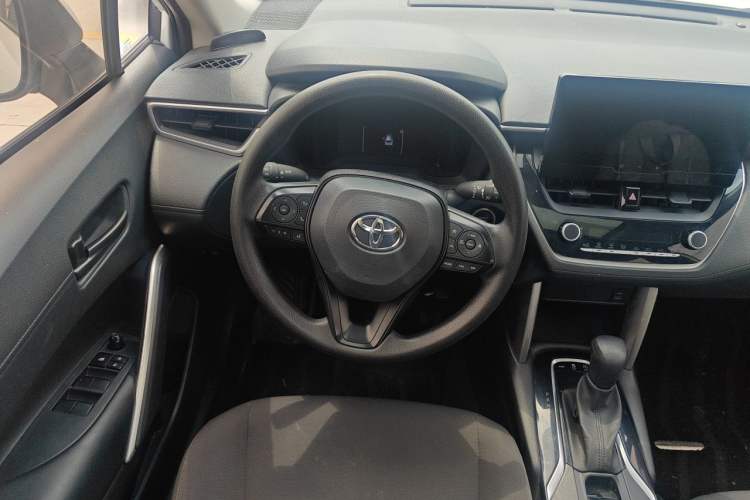 Used Toyota Corolla Cross 2023 2.0L Elite Edition Steering Wheel