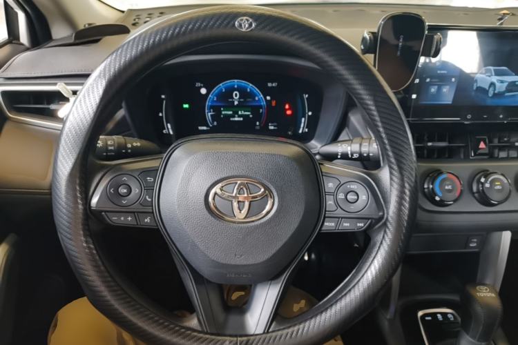 Used Toyota Corolla Cross 2023 2.0L Pioneer Edition Steering Wheel