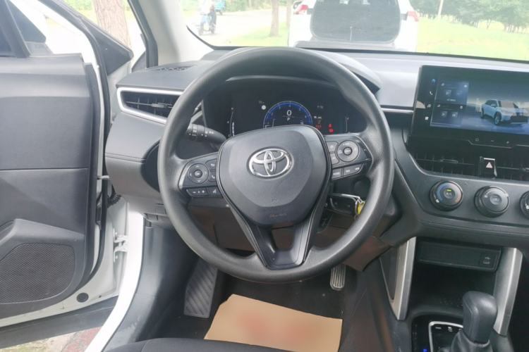 Used Toyota Corolla Cross 2023 2.0L Pioneer Edition Steering Wheel