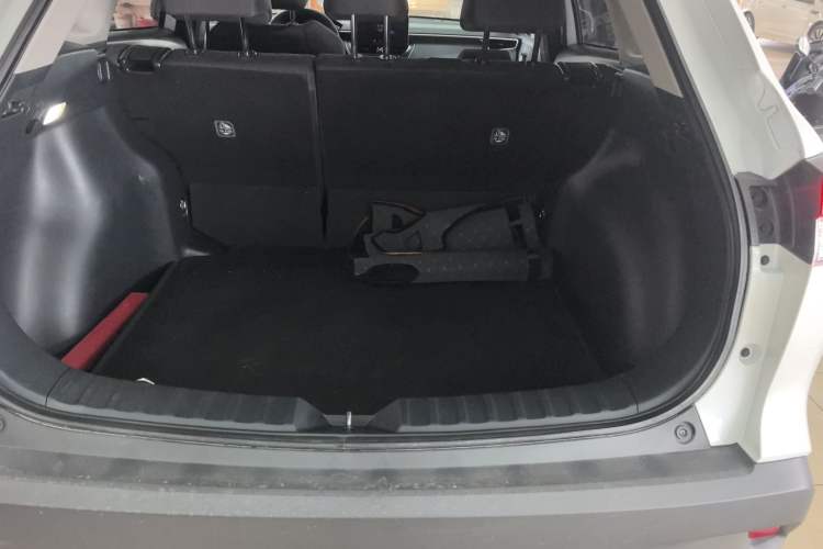 Used Toyota Corolla Cross 2023 2.0L Elite Edition Trunk