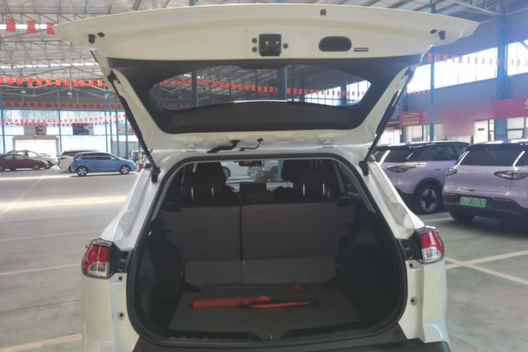 Used Toyota Corolla Cross 2023 Dual-Motor 2.0L Pioneer Edition Trunk