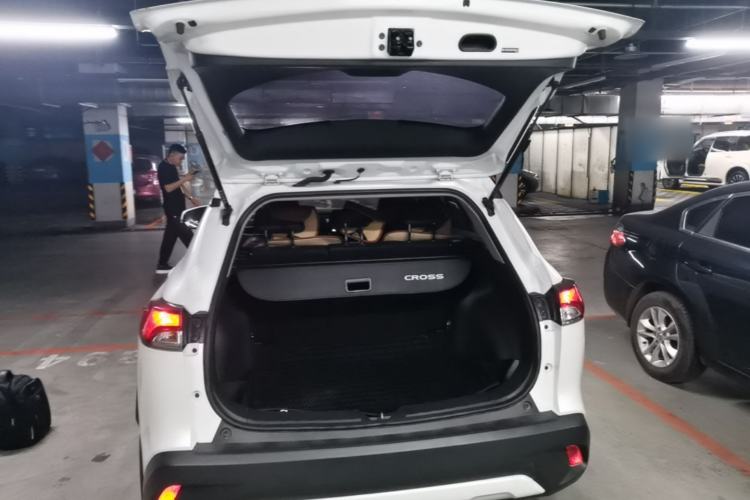 Used Toyota Corolla Cross 2023 2.0L Elite Edition Trunk
