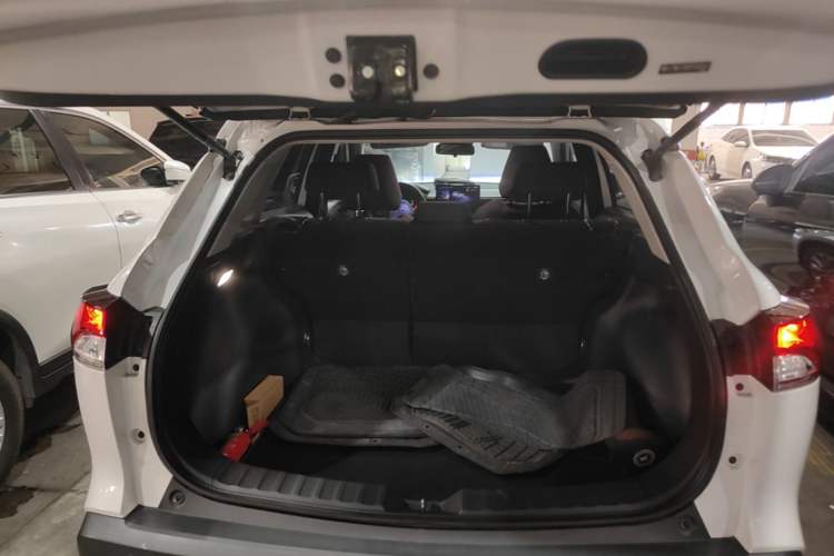 Used Toyota Corolla Cross 2023 2.0L Elite Edition Trunk