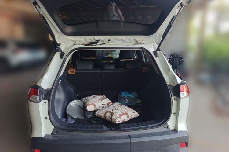Used Toyota Corolla Cross 2023 Dual-Motor 2.0L Pioneer Edition Trunk