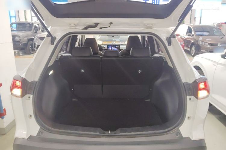 Used Toyota Corolla Cross 2023 2.0L Elite Edition Trunk