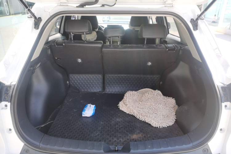 Used Toyota Corolla Cross 2023 Dual-Motor 2.0L Elite Edition Trunk