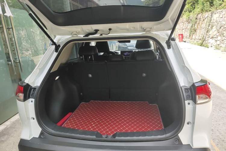 Used Toyota Corolla Cross 2023 2.0L Elite Edition Trunk